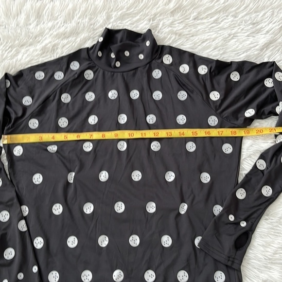 Zozosuit Unisex button print top & pants set in black size 7 NWOT - Picture 4 of 12